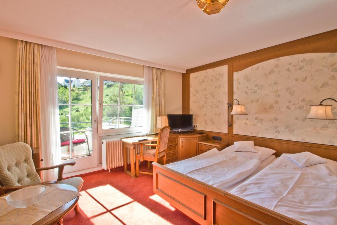 Hotel Hanses-Braeutigam Schmallenberg Exterior photo