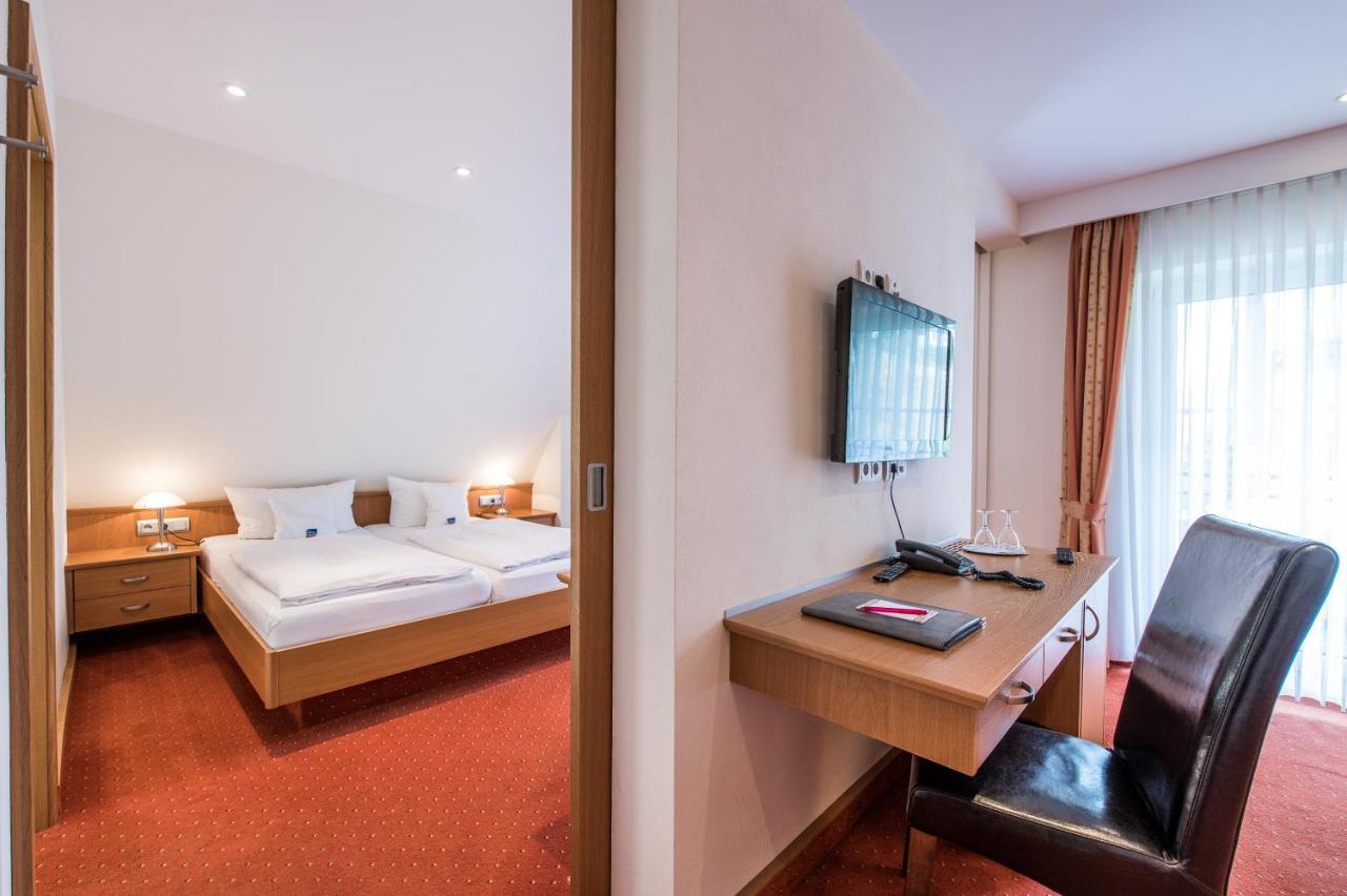 Hotel Hanses-Braeutigam Schmallenberg Exterior photo
